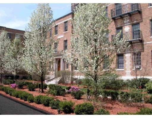 Unit for sale at 860 Massachusetts Ave, Cambridge, MA 02139