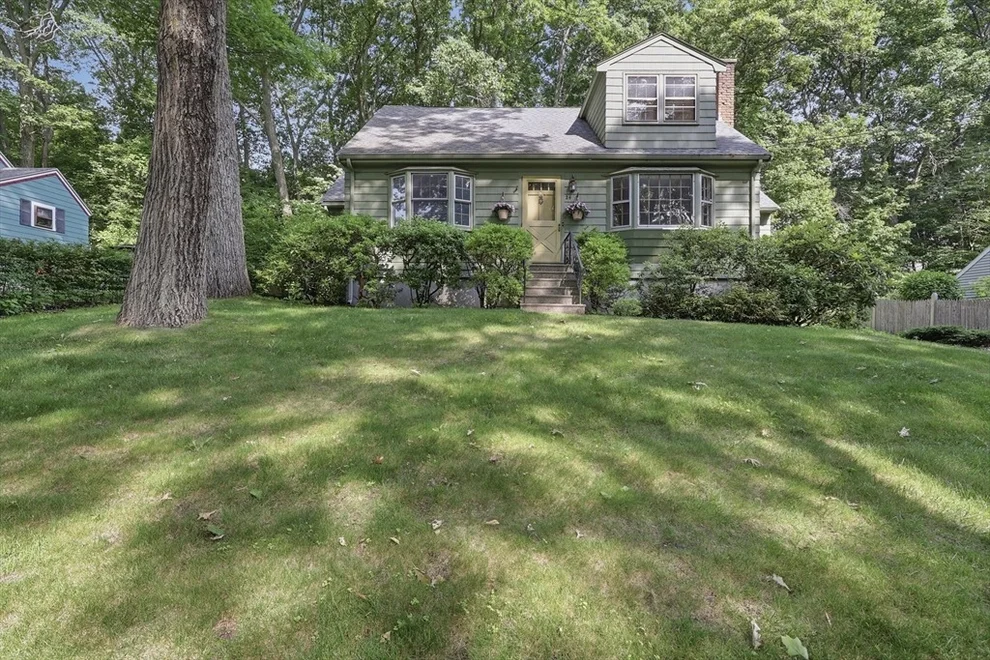 Unit for sale at 24 Hunting Avenue, Shrewsbury, MA 01545