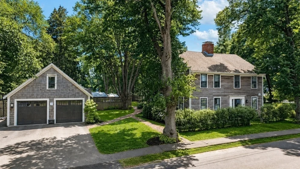 Unit for sale at 29 Pleasant St, Hingham, MA 02043