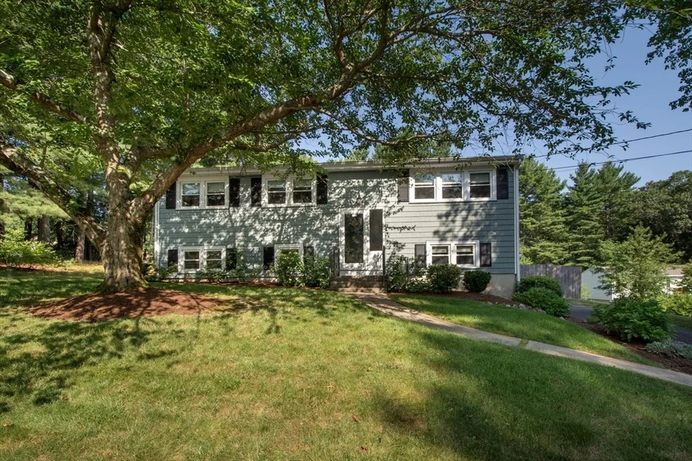 Unit for sale at 18 Howland Cir, Stoughton, MA 02072