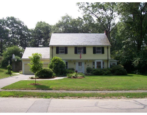 Unit for sale at 42 Thackeray Road, Wellesley, MA 02481