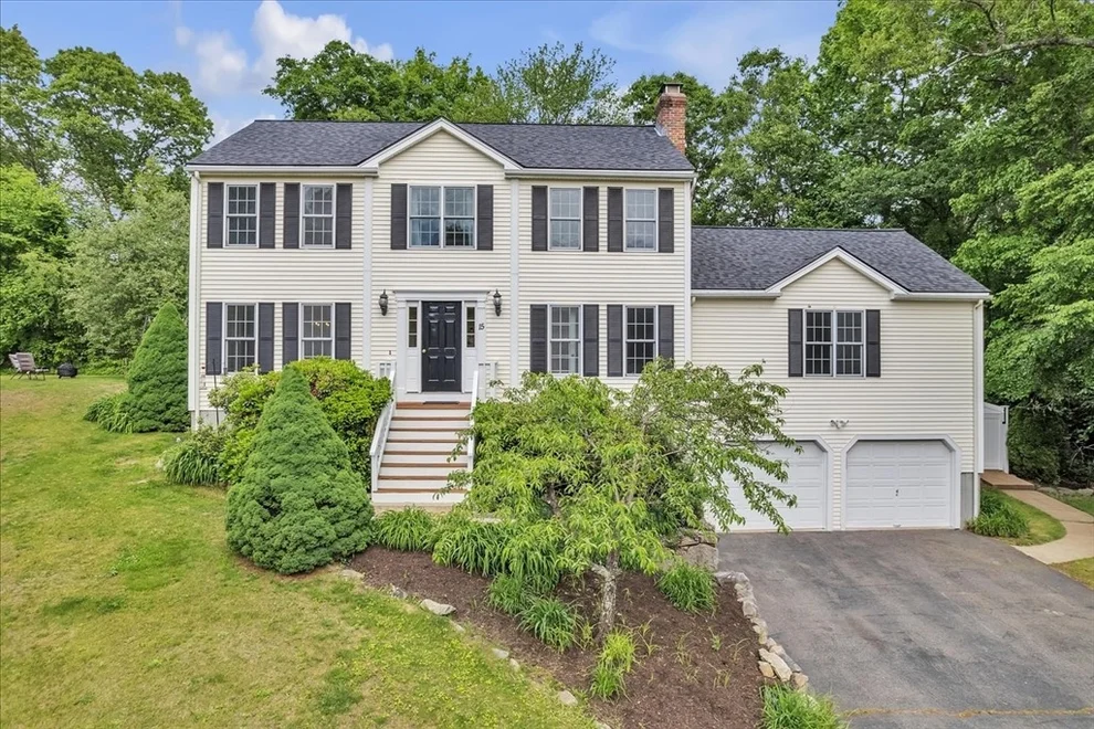 Unit for sale at 15 Sequoia Lane, Uxbridge, MA 01569