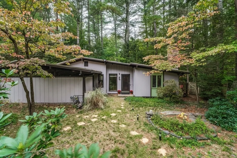 Unit for sale at 76 Stony Hill Rd, Amherst, MA 01002