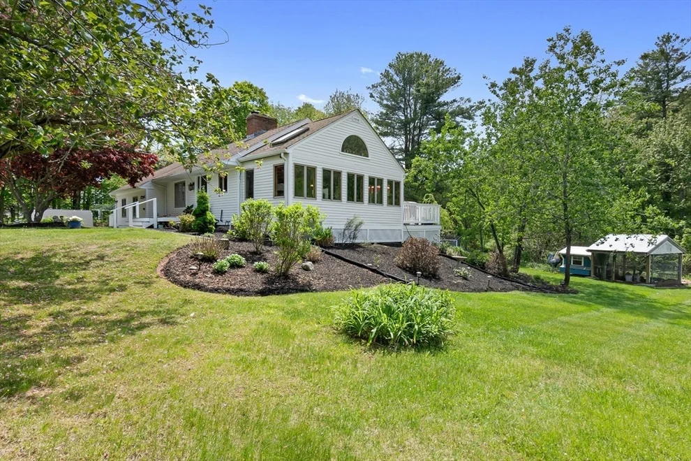 Unit for sale at 610 Main St, Boxford, MA 01921