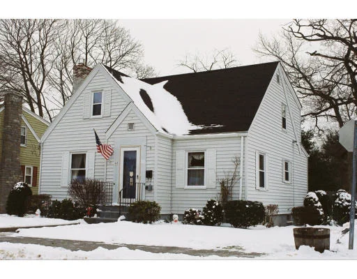 Unit for sale at 42 Dartmouth, Lynn, MA 01904