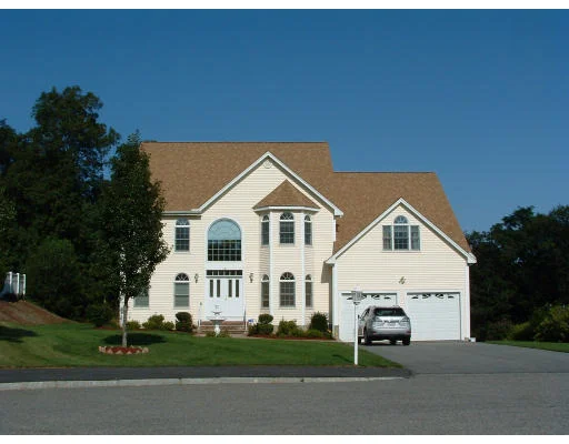 Unit for sale at 10 Mccafferty Way, Burlington, MA 01803