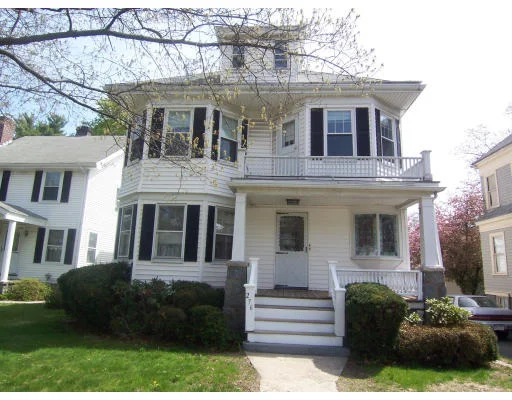 Unit for sale at 276 Blue Hills Pkwy, Milton, MA 02186