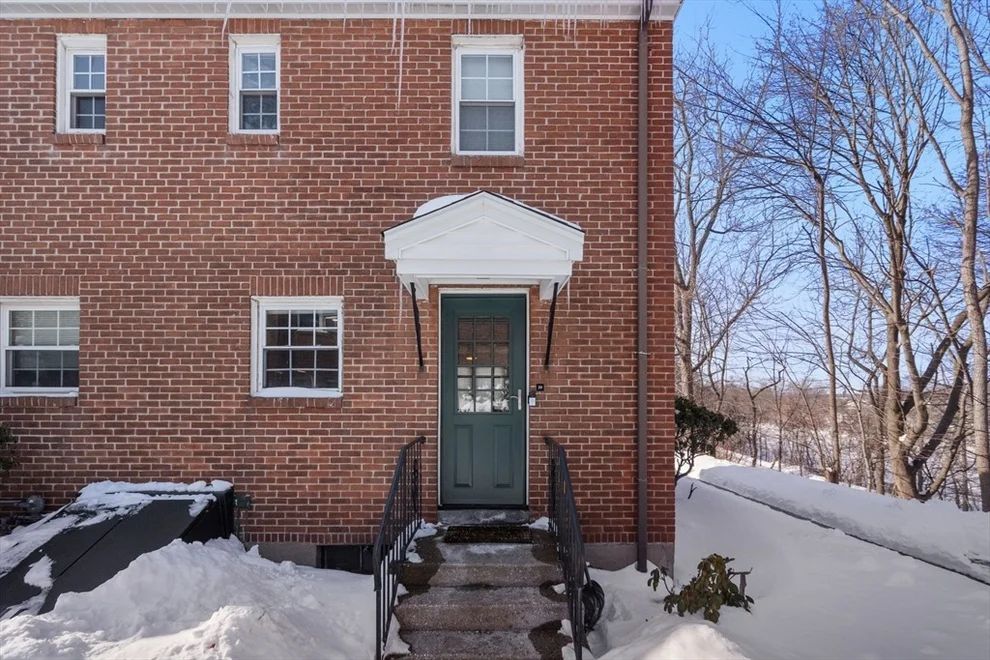 Unit for sale at 39 Charlesbank Rd, Newton, MA 02458