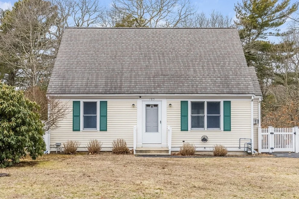 Unit for sale at 105 Edgewater Drive W, Falmouth, MA 02536