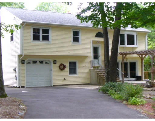 Unit for sale at 372 Rockrimmon, Belchertown, MA 01007