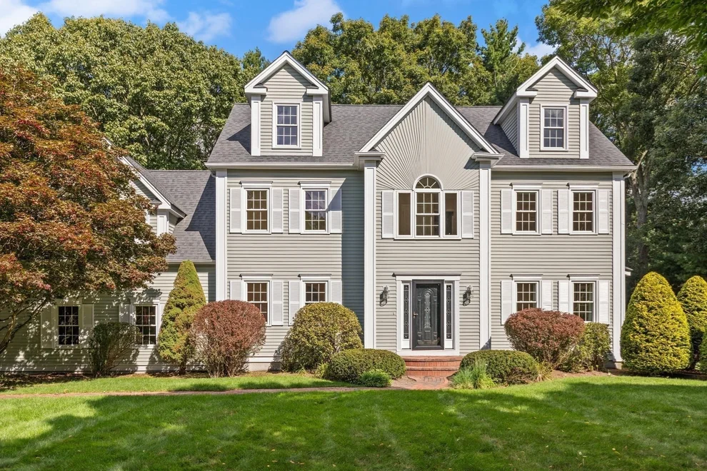 Unit for sale at 20 Boyden Rd, Wrentham, MA 02093