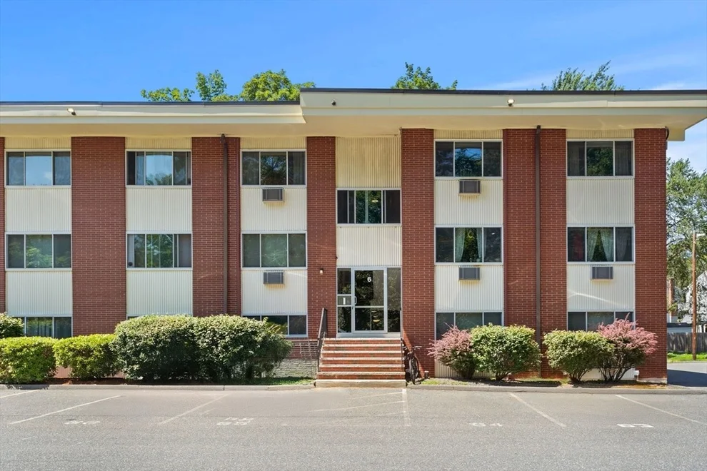 Unit for sale at 74 Beach St, Woburn, MA 01801
