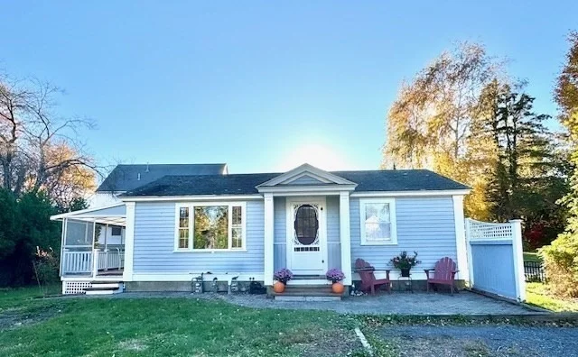 Unit for sale at 40 Hanley Ct, Marshfield, MA 02050