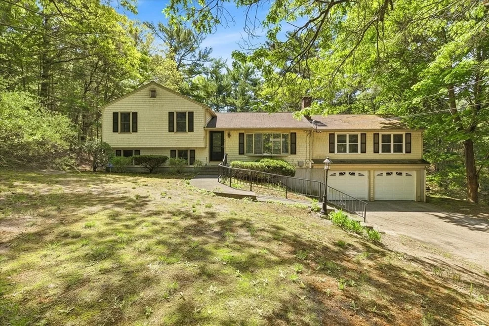 Unit for sale at 40 Kristin Rd, Plymouth, MA 02360