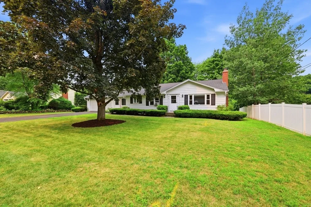 Unit for sale at 214 Forest Hills Rd, Springfield, MA 01128