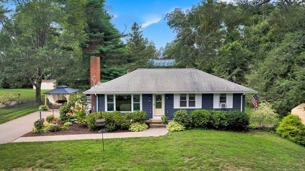 Unit for sale at 25 Old Dudley Rd, Oxford, MA 01540