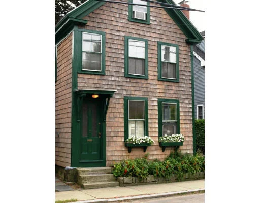 Unit for sale at 27 Pond St, Newburyport, MA 01950
