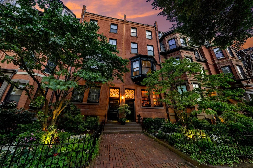 Unit for sale at 359 Beacon Street, Boston, MA 02116