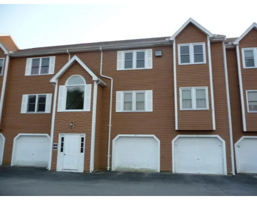Unit for sale at 64 Tennis Plaza Rd, Dracut, MA 01826