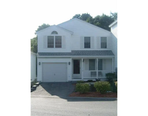 Unit for sale at 5 Meghan Lane, Dracut, MA 01826