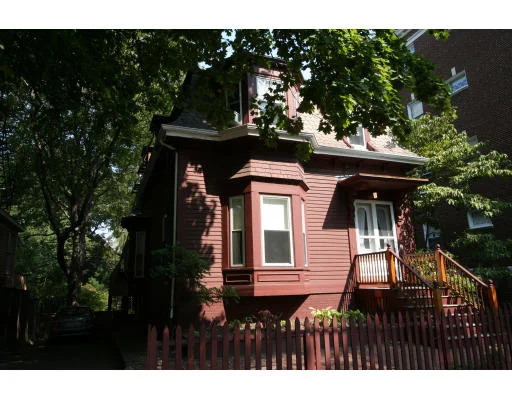 Unit for sale at 17 Wendell Street, Cambridge, MA 02138