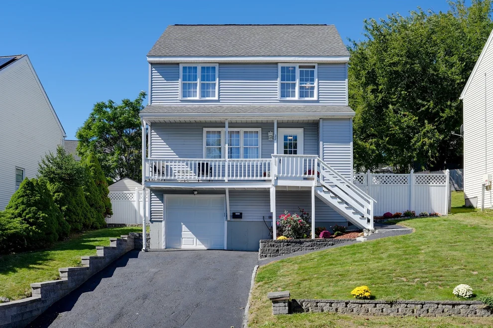 Unit for sale at 22 Byron St, Worcester, MA 01605
