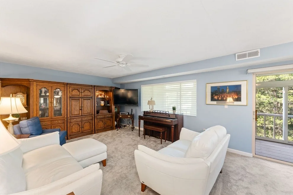 Unit for sale at 196 Old River Rd, Lincoln, RI 02865