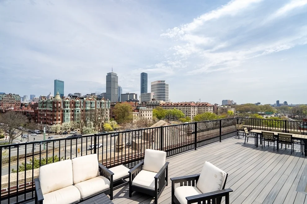 Unit for sale at 60 Charlesgate W, Boston, MA 02215