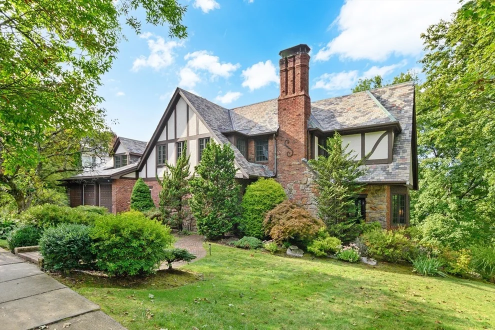 Unit for sale at 146 Woodchester Drive, Newton, MA 02467