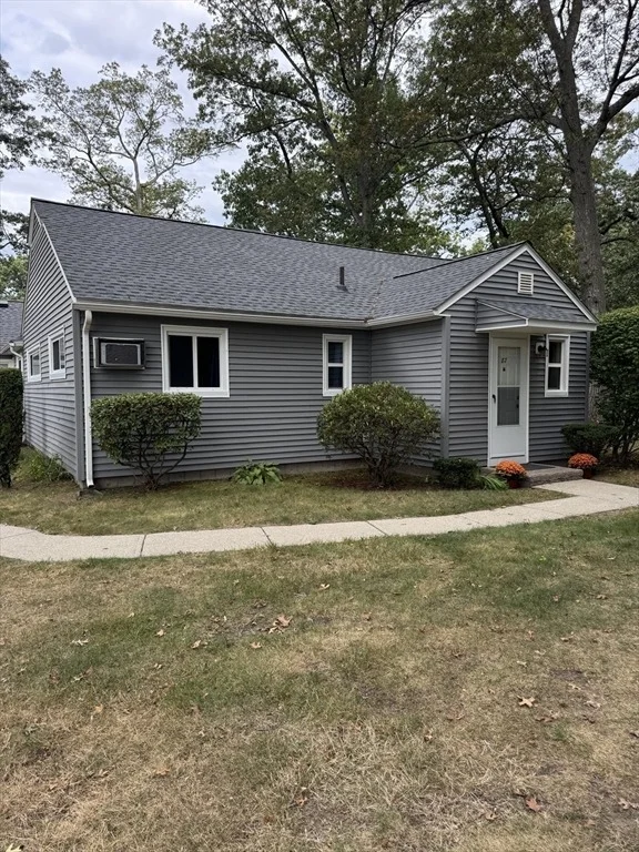 Unit for sale at 87 Partridge Ln, Chicopee, MA 01022
