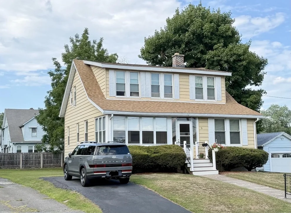Unit for sale at 31 King St, Holyoke, MA 01040