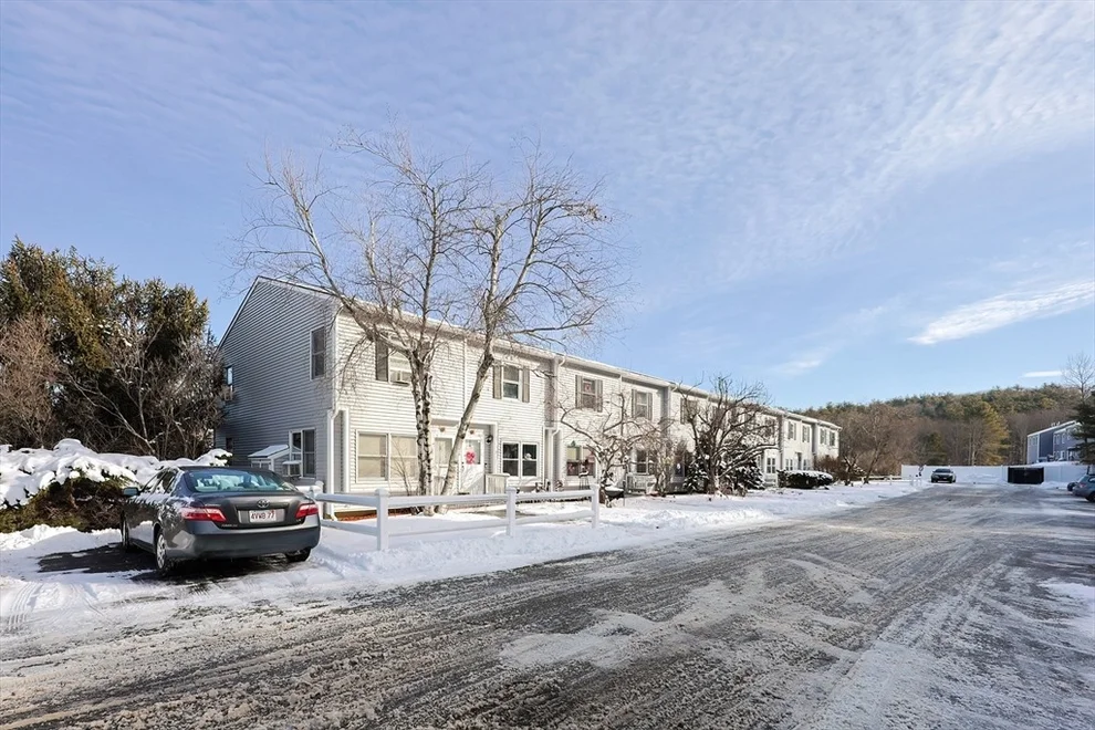Unit for sale at 17 Bixby Rd, Spencer, MA 01562