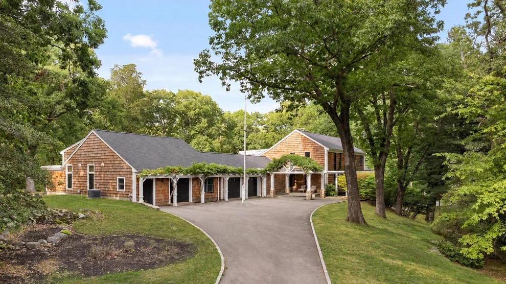 Unit for sale at 8&10 Evergreen Ln, Hingham, MA 02043