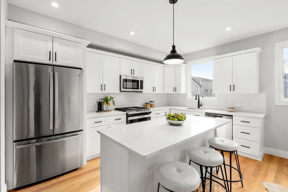 Unit for sale at 123-125 Centre St, Boston, MA 02124