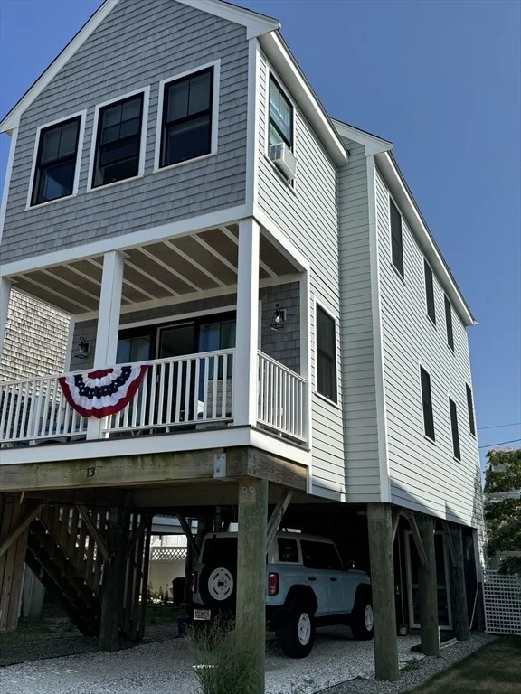 Unit for sale at 13 Lewis Ct, Duxbury, MA 02332