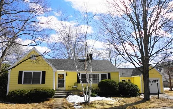 Unit for sale at 1 Willmonton Ave, Manchester, MA 01944
