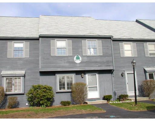 Unit for sale at 6 Oak Ridge Drive, Maynard, MA 01754