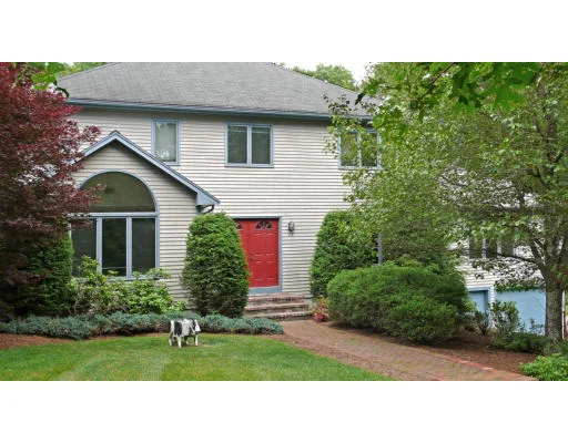 Unit for sale at 19 Cow Hill Rd, Sharon, MA 02067