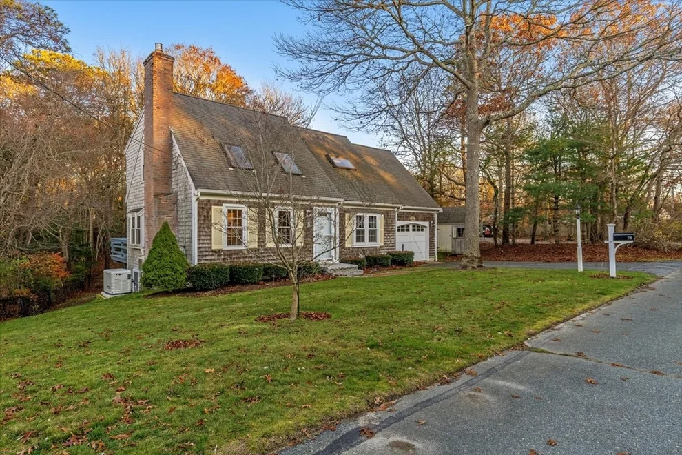 Unit for sale at 28 Peacock Dr, Barnstable, MA 02601