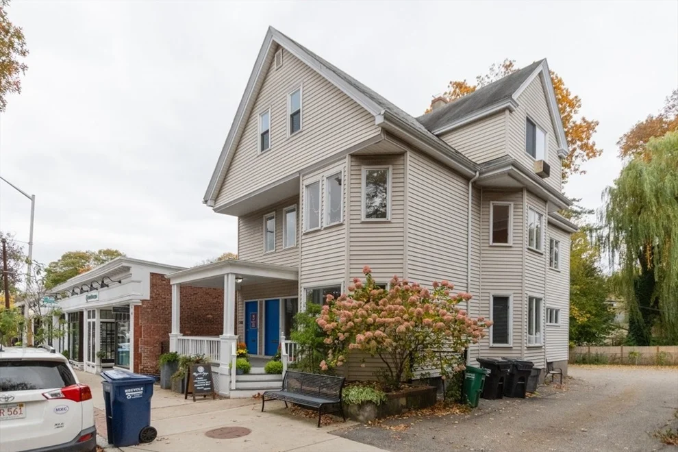 Unit for sale at 382 Huron Ave, Cambridge, MA 02138