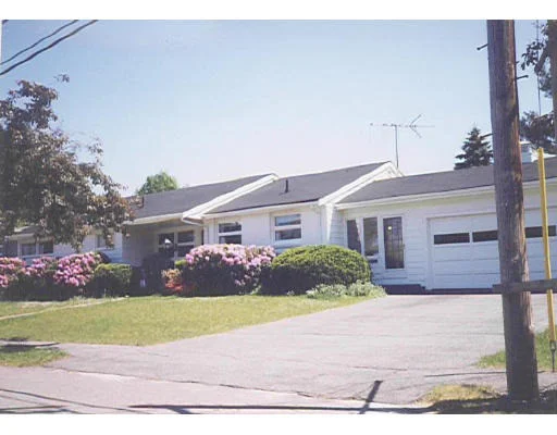 Unit for sale at 5 Warwick Terrace, Marblehead, MA 01945