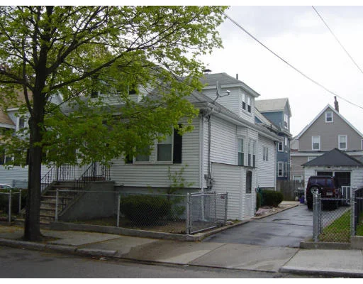 Unit for sale at 33 Rock Valley Ave, Everett, MA 02149