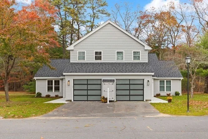 Unit for sale at 11 Barracks Road, Hudson, MA 01749