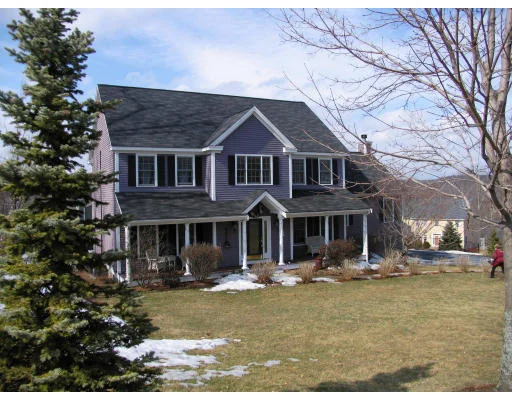 Unit for sale at 49 Camelot Dr, Shrewsbury, MA 01545