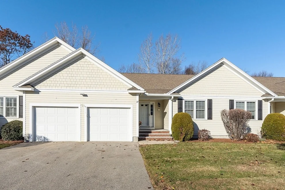 Unit for sale at 27 Russell Farm Dr, Methuen, MA 01844