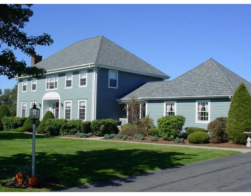 Unit for sale at 13 Heather Drive, Milton, MA 02186