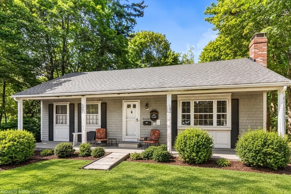 Unit for sale at 41 Academy Ave, Weymouth, MA 02189
