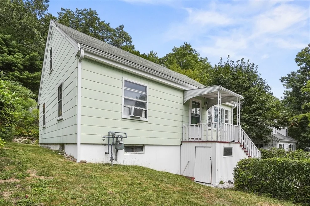 Unit for sale at 87 Senna Road, Fitchburg, MA 01420