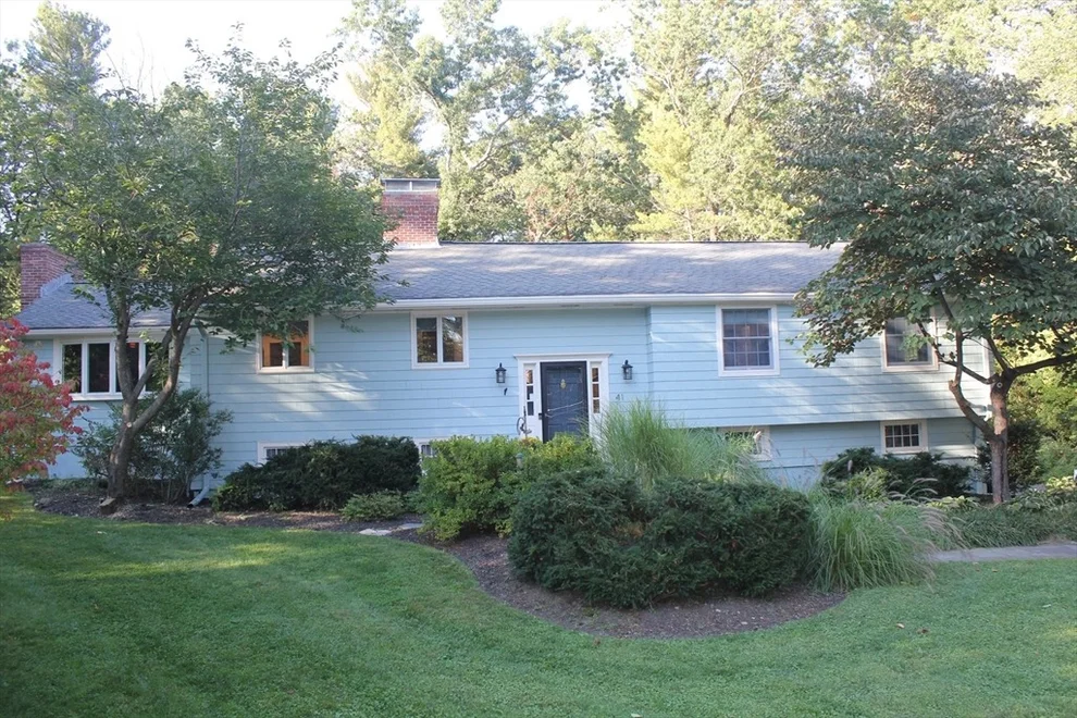 Unit for sale at 41 West Parish Drive, Andover, MA 01810