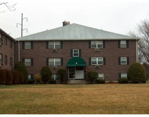 Unit for sale at 96 Richardson Road, Chelmsford, MA 01863